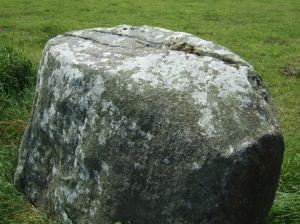 07.06.2008 The interior of the axial stone at Bohonagh with northern bevel